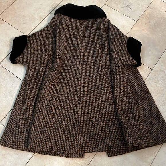 Vintage Stanley Nelson Car Coat Fur Accented Evening Coat 60’s - Picture 8 of 9